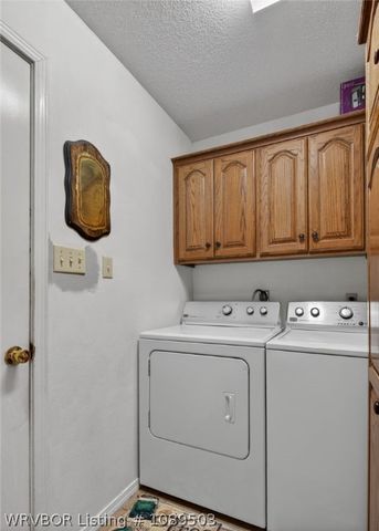 1602 Hunter Hill Drive, Van Buren, AR 72956