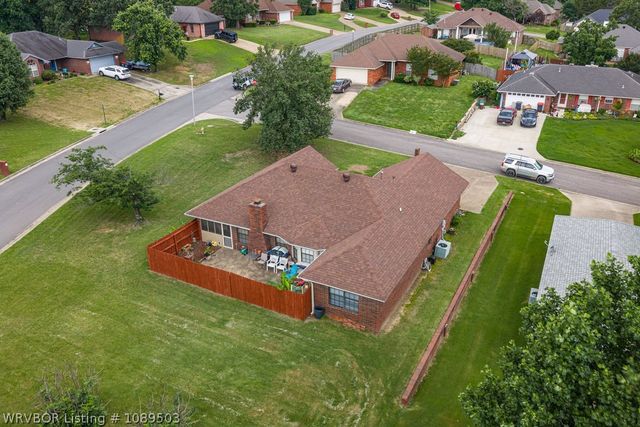 1602 Hunter Hill Drive, Van Buren, AR 72956