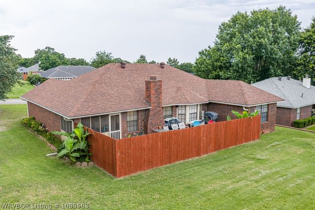 1602 Hunter Hill Drive, Van Buren, AR 72956