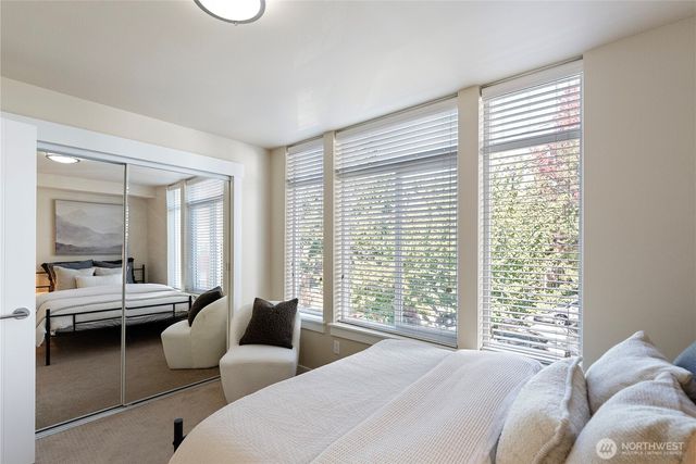 414 NE 73rd Street, Seattle, WA 98115