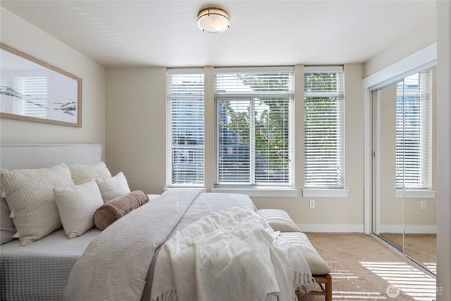 414 NE 73rd Street, Seattle, WA 98115