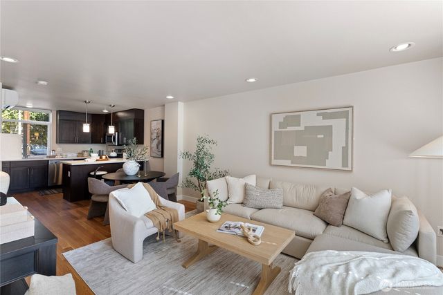 414 NE 73rd Street, Seattle, WA 98115