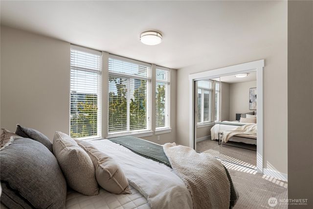 414 NE 73rd Street, Seattle, WA 98115