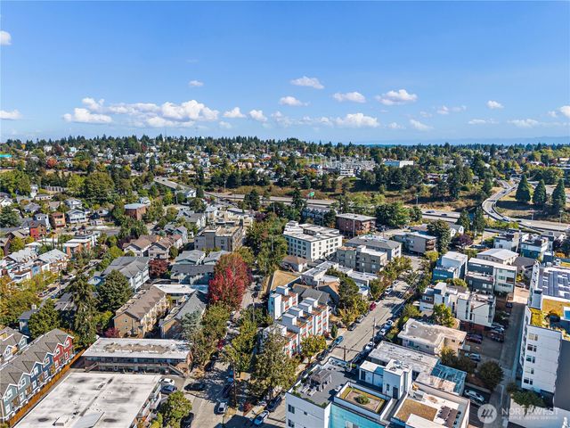 414 NE 73rd Street, Seattle, WA 98115