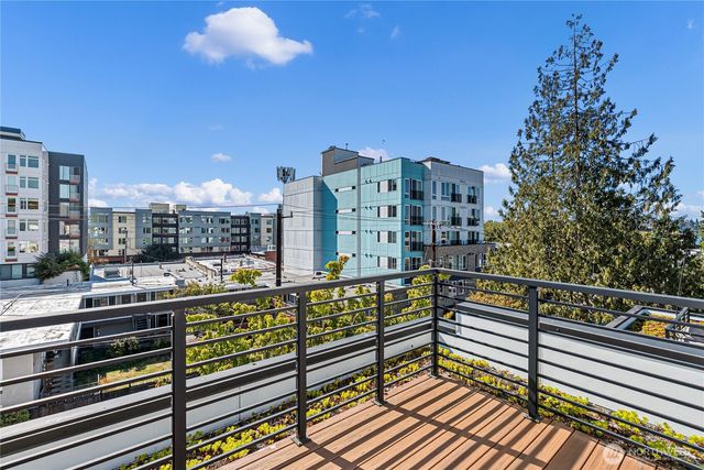 414 NE 73rd Street, Seattle, WA 98115