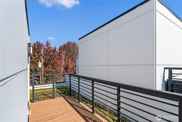 414 NE 73rd Street, Seattle, WA 98115