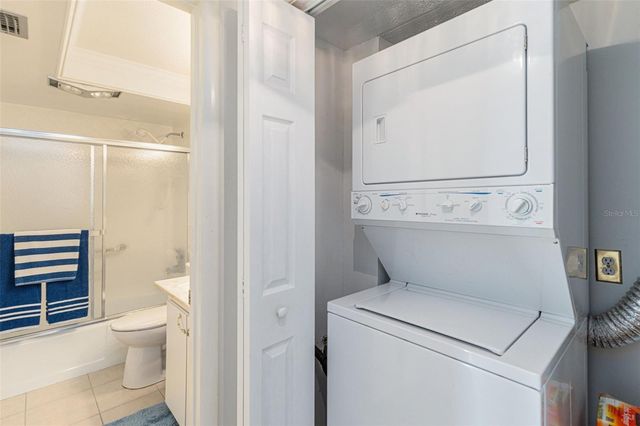 2612 PEARCE DRIVE 301, Clearwater, FL 33764