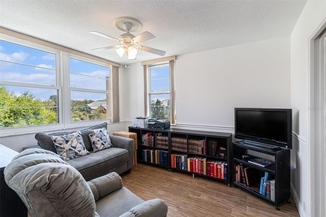 2612 PEARCE DRIVE 301, Clearwater, FL 33764