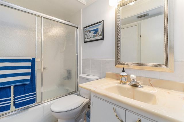 2612 PEARCE DRIVE 301, Clearwater, FL 33764