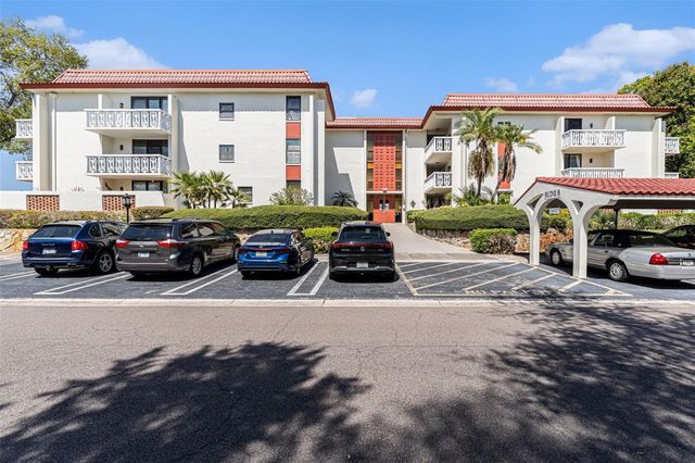 2612 PEARCE DRIVE 301, Clearwater, FL 33764