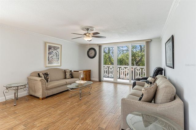 2612 PEARCE DRIVE 301, Clearwater, FL 33764