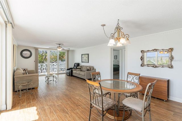 2612 PEARCE DRIVE 301, Clearwater, FL 33764