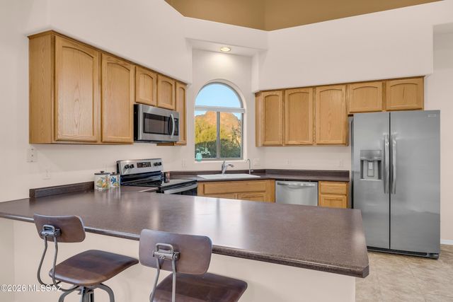 5702 W Treasure Cove Loop, Tucson, AZ 85713