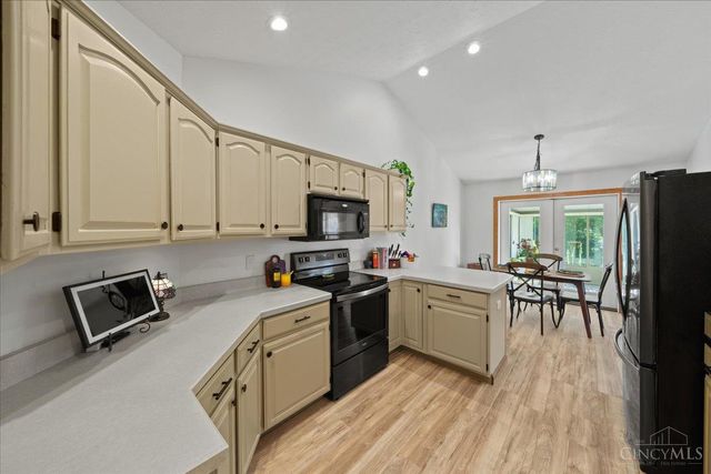 1532 Rockleigh Road, Washington Twp, OH 45458