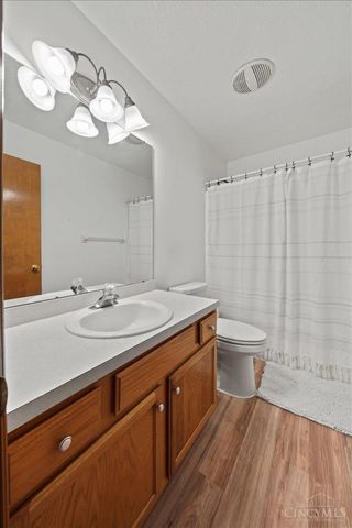 1532 Rockleigh Road, Washington Twp, OH 45458