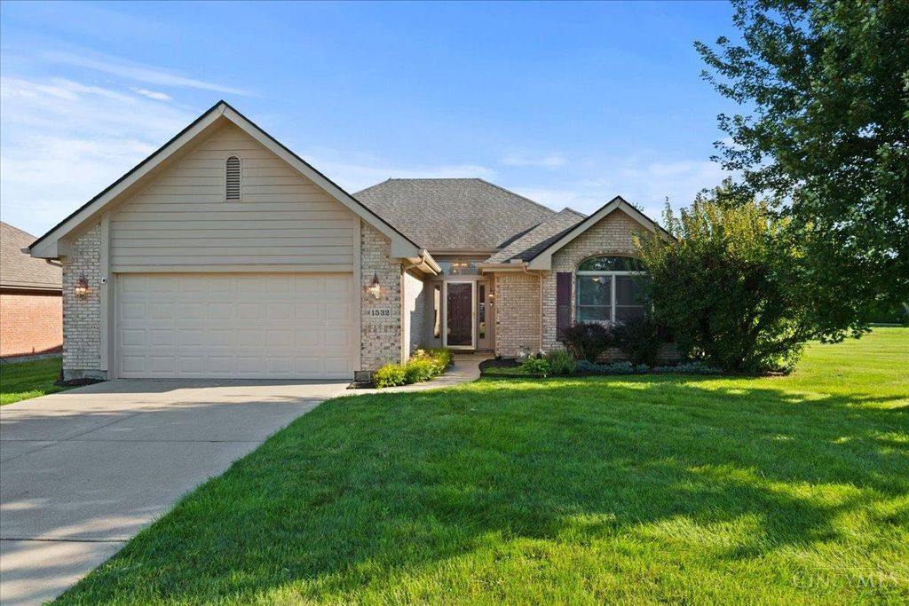 1532 Rockleigh Road, Washington Twp, OH 45458