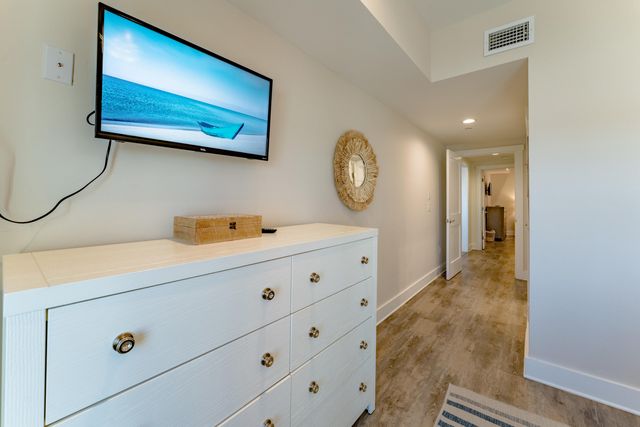 115 E Arctic Avenue 2b, Folly Beach, SC 29439