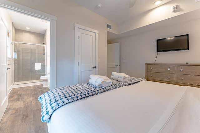 115 E Arctic Avenue 2b, Folly Beach, SC 29439