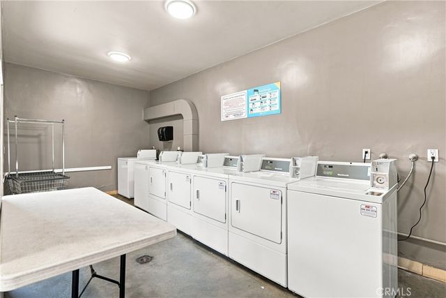 3030 Merrill Drive 3, Torrance, CA 90503