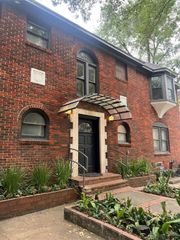 429 Hawthorne Street, Houston, TX 77006