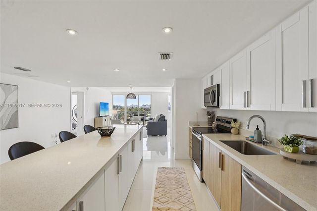 1100 100th St 703, Bay Harbor Islands, FL 33154