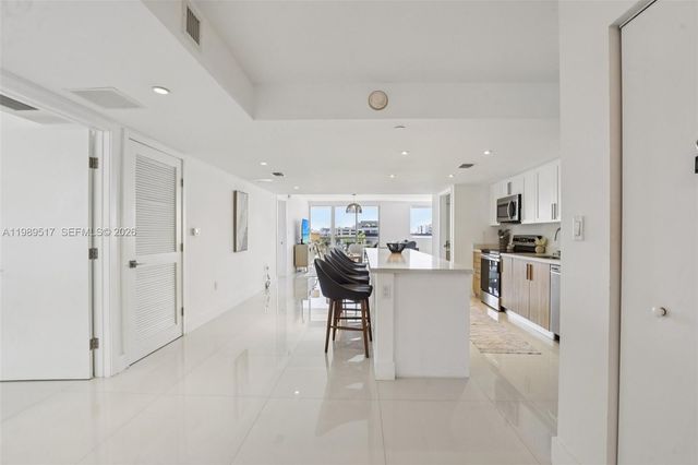 1100 100th St 703, Bay Harbor Islands, FL 33154