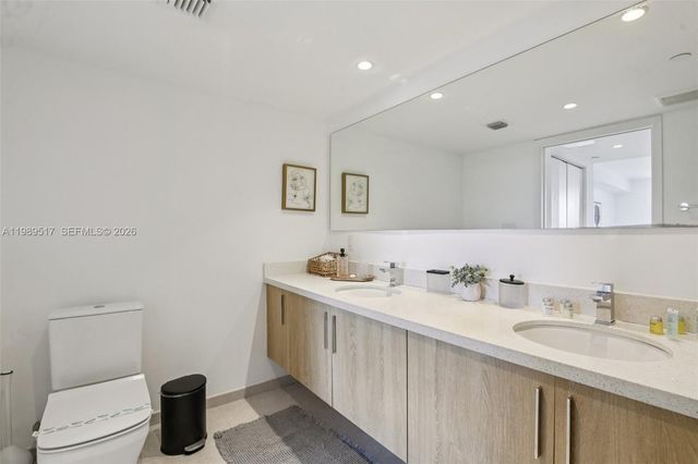 1100 100th St 703, Bay Harbor Islands, FL 33154