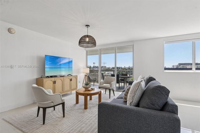 1100 100th St 703, Bay Harbor Islands, FL 33154