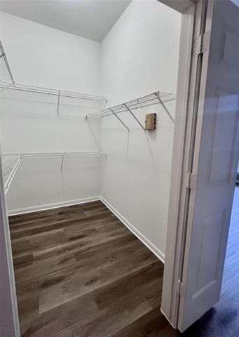 5353 Memorial Drive 1078, Houston, TX 77007