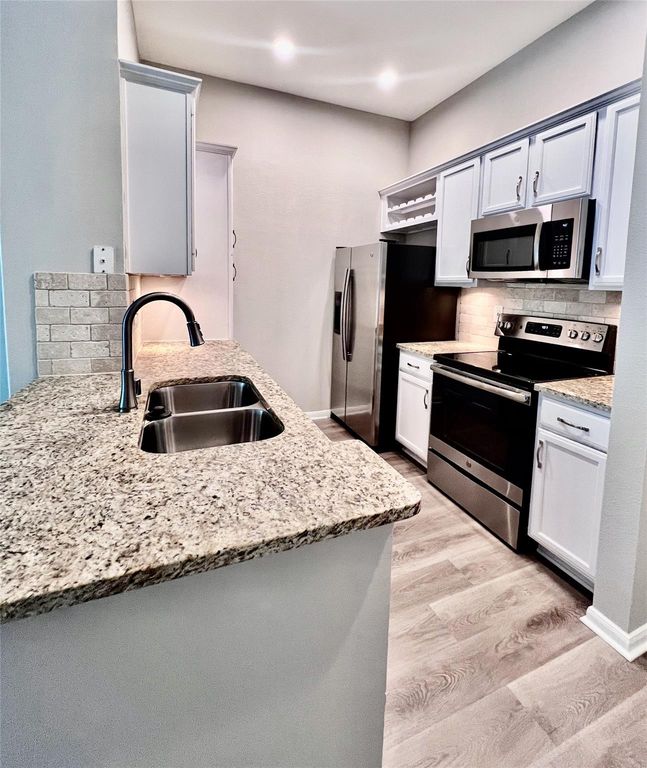 5353 Memorial Drive 1078, Houston, TX 77007