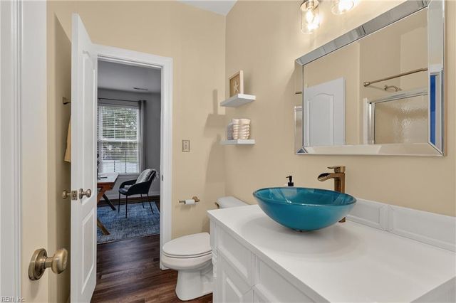 2413 Caitlan Loch LN, Virginia Beach, VA 23456