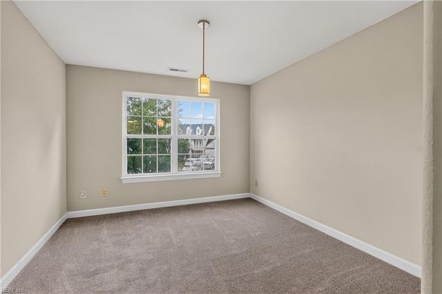 2413 Caitlan Loch LN, Virginia Beach, VA 23456
