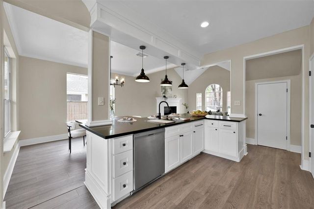 14410 Cypress Falls Drive, Cypress, TX 77429