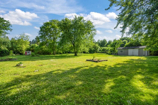 1161 Winwood Drive, Lake Forest, IL 60045