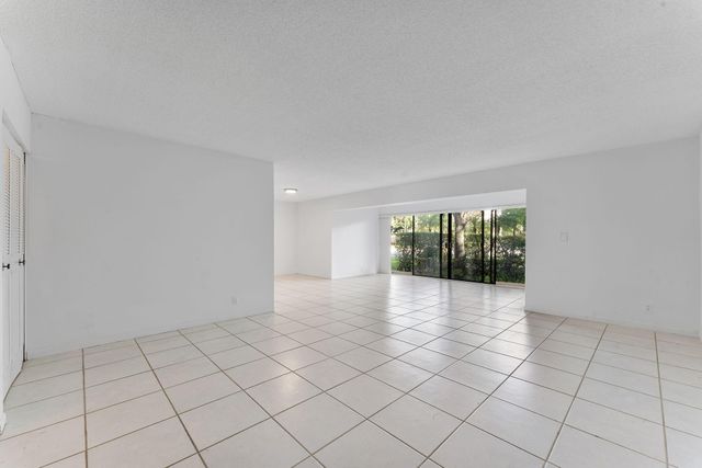 6612 Burning Wood Drive 170, Boca Raton, FL 33433