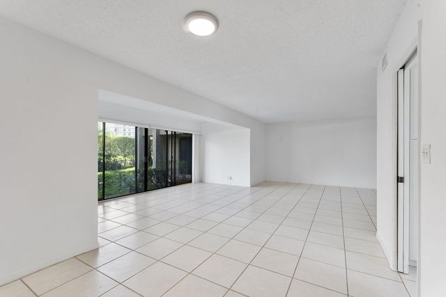 6612 Burning Wood Drive 170, Boca Raton, FL 33433