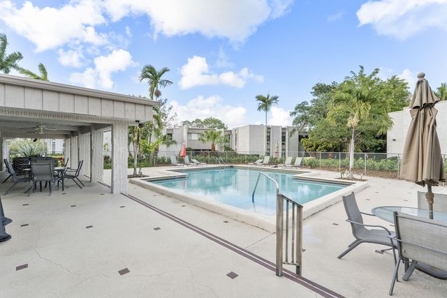 6612 Burning Wood Drive 170, Boca Raton, FL 33433