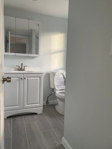 36 Dartmouth 0, Waltham, MA 02453