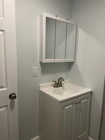 36 Dartmouth 0, Waltham, MA 02453