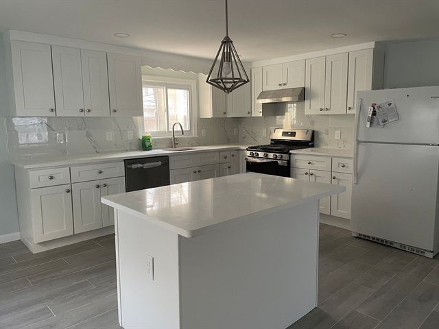 36 Dartmouth 0, Waltham, MA 02453