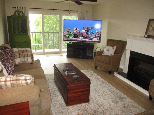 200 Sanders Ferry Rd Apt 2301, Hendersonville, TN 37075