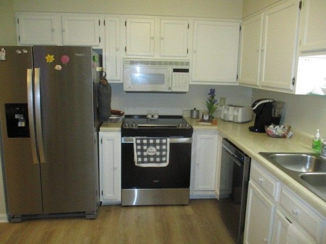 200 Sanders Ferry Rd Apt 2301, Hendersonville, TN 37075