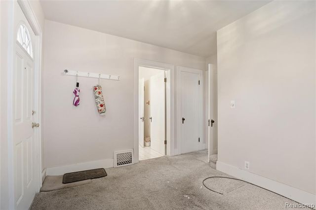 3317 Cheyenne Avenue, Burton, MI 48529