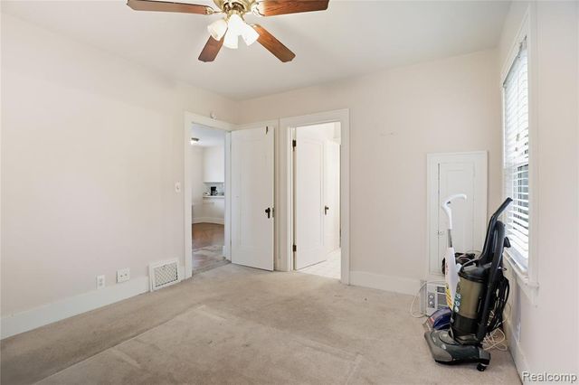 3317 Cheyenne Avenue, Burton, MI 48529