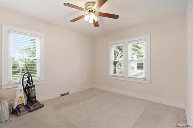 3317 Cheyenne Avenue, Burton, MI 48529