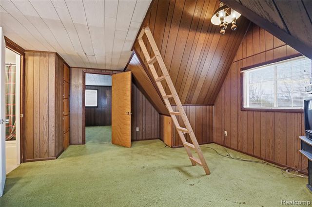 3317 Cheyenne Avenue, Burton, MI 48529