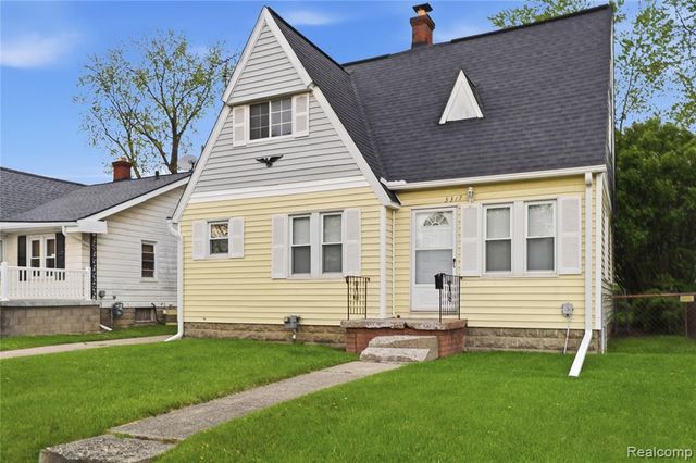 3317 Cheyenne Avenue, Burton, MI 48529