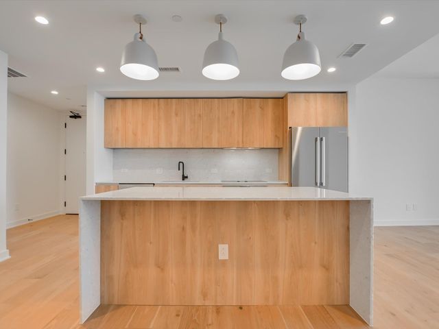 84 East Ave 3410, Austin, TX 78701