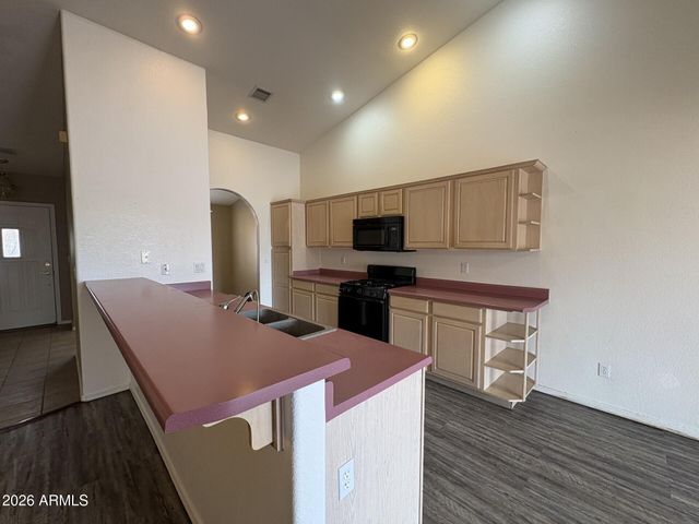 10436 W FERNANDO Drive, Arizona City, AZ 85123