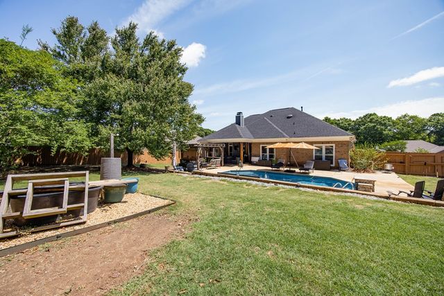 110 Buckhead Drive, Smiths Station, AL 36877